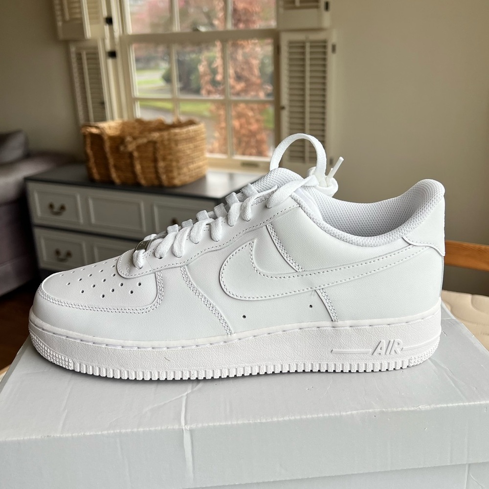 New Nike Air Force 1 ‘07 Sneakers